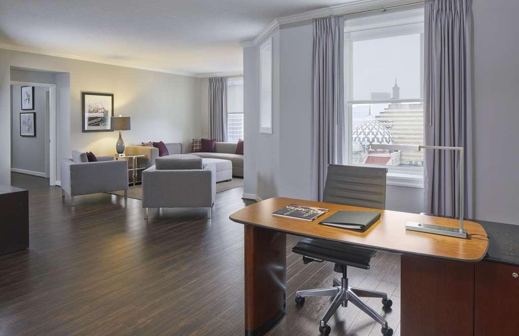 The Georgian Terrace Hotel 4*